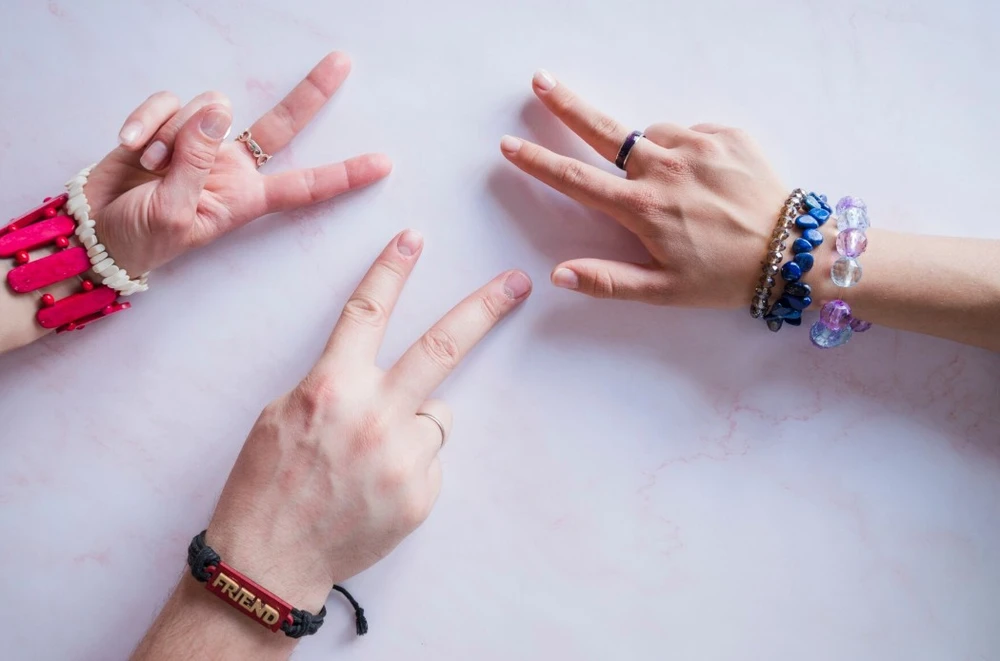 how-crystal-bracelets-can-boost-your-energy