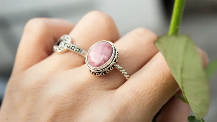 Rhodochrosite Jewelry for Emotional Healing: A Gentle Power Boost
